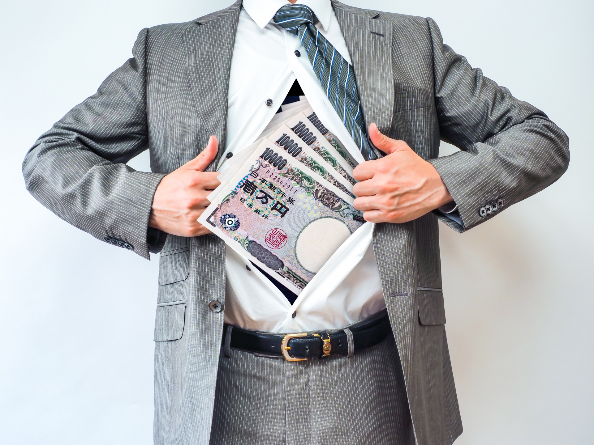 コンサルタントが独立しフリーランスになったら年収はいくら？単価の決め方や上げ方も紹介